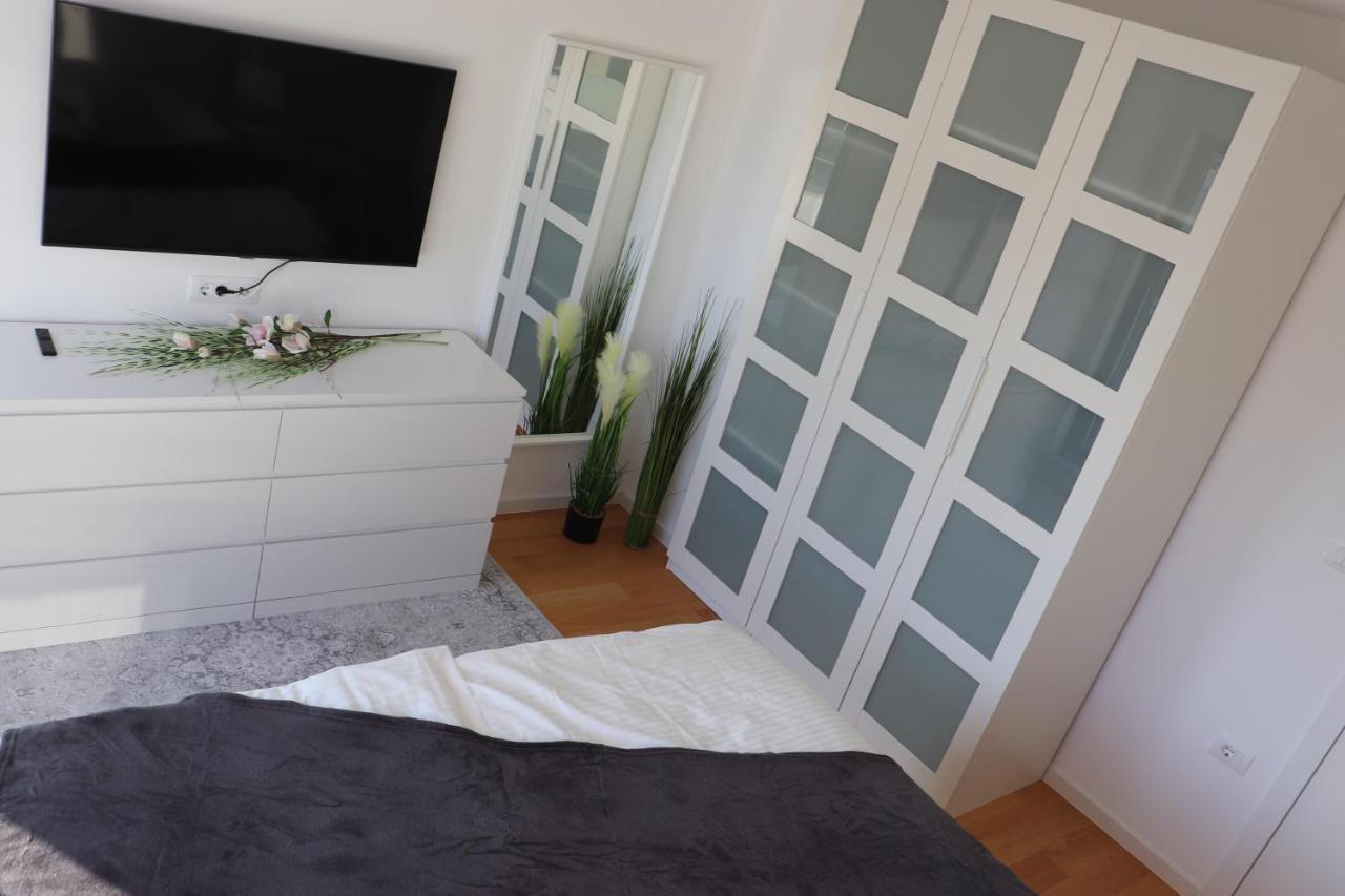 Meerbrise - Luxury Villa Banjole Eksteriør bilde