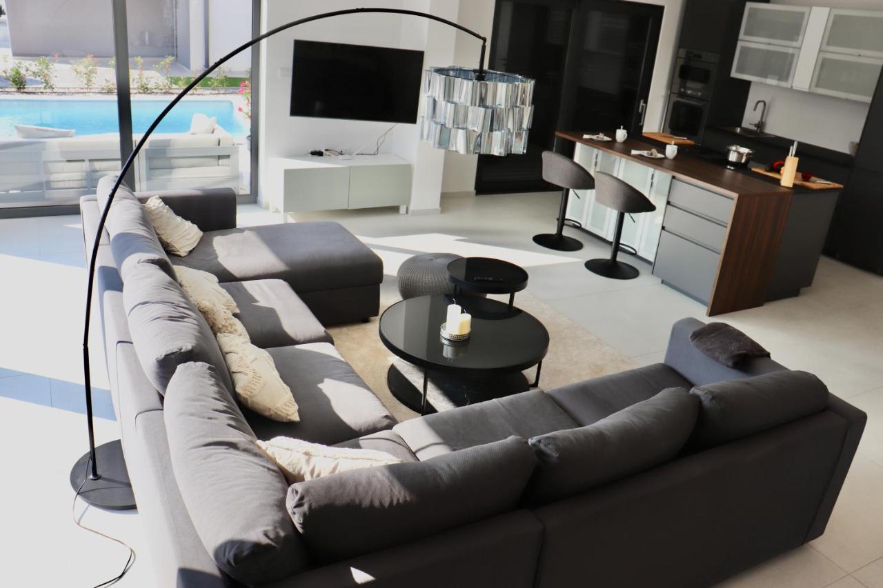 Meerbrise - Luxury Villa Banjole Eksteriør bilde